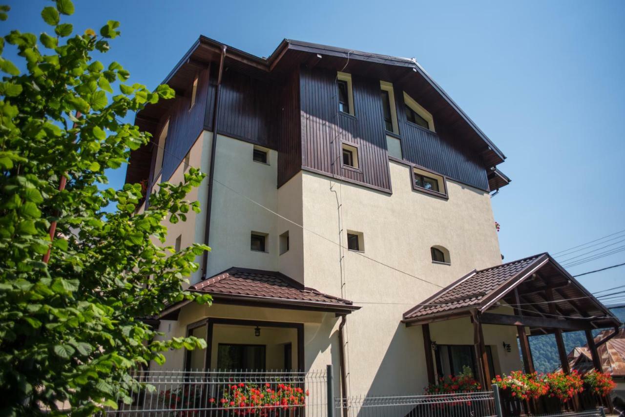 Uphill Residence Sinaia Ngoại thất bức ảnh