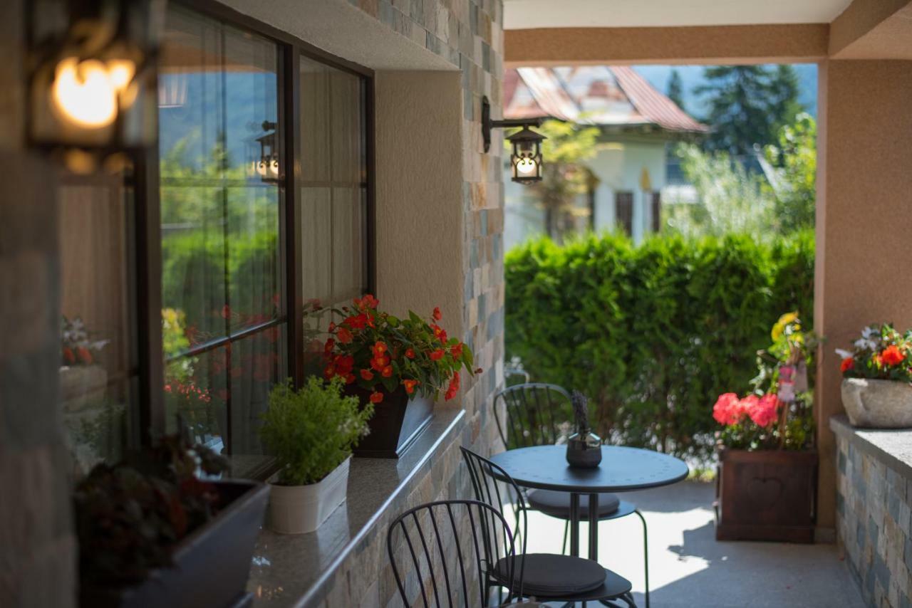 Uphill Residence Sinaia Ngoại thất bức ảnh